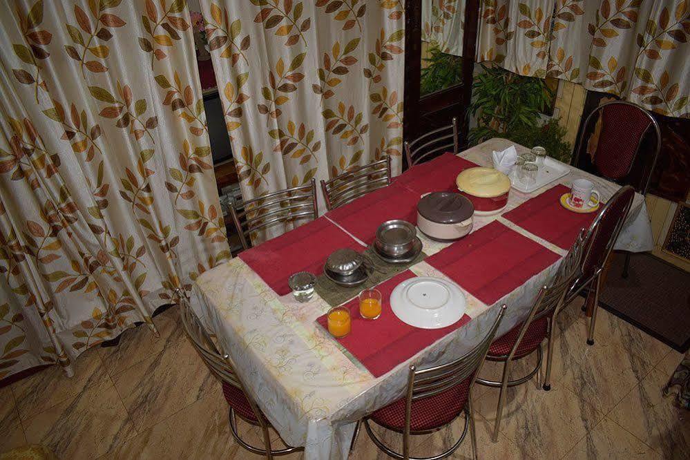 Sonnetta Residency Bed and Breakfast Kochi Buitenkant foto